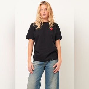 COMME DES GARCONS PLAY
Small Peeping Heart Patch T-Shirt